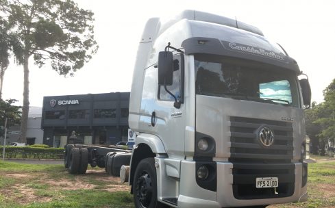 VW 24.280 CRM 6×2 2015